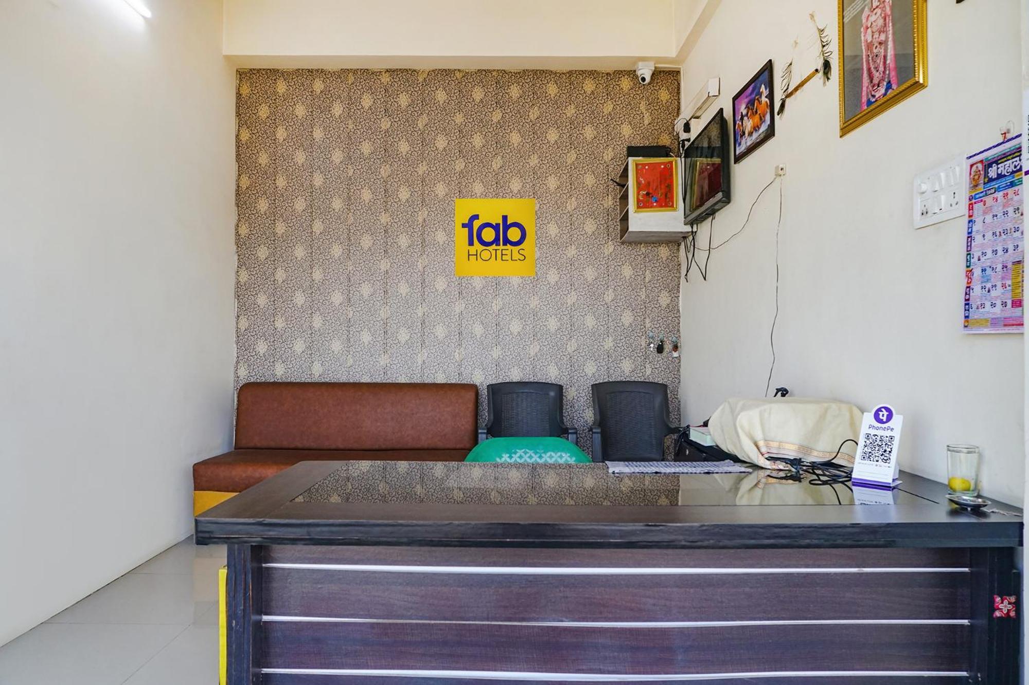 Fabexpress Vaishnav Inn Talegaon Dabhade Exterior photo